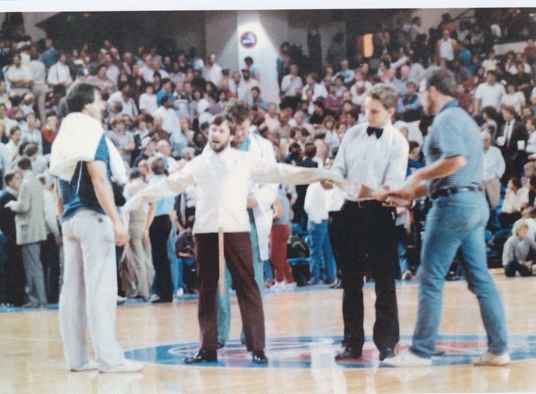 Halftime at ARCO Arena, 1985